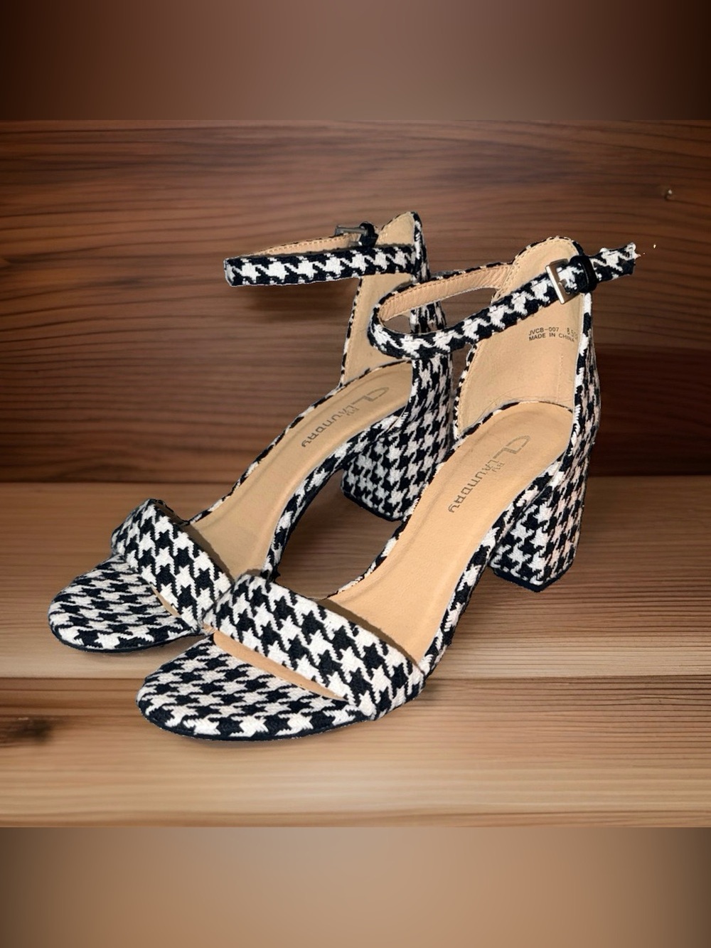 CL by Laundry Black & White Houndstooth Fabric Ankle-Strap Block Heels-8.5-NwoT